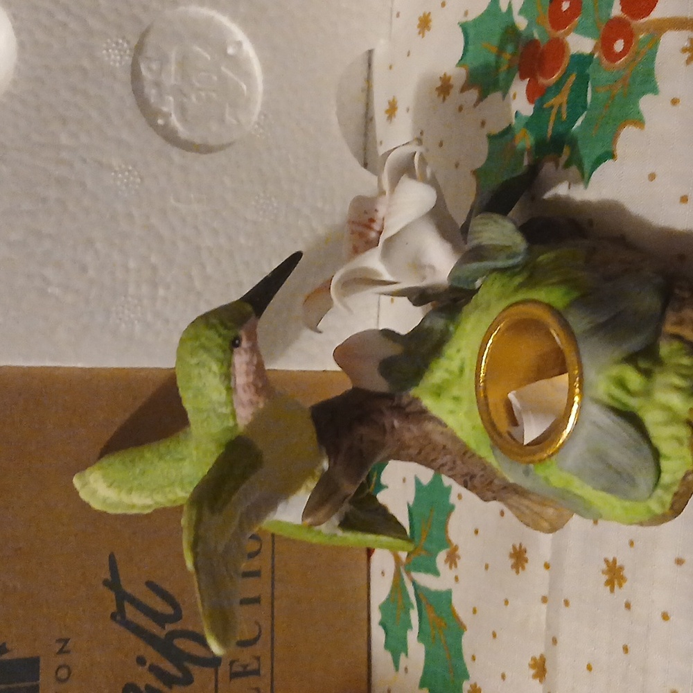 Avon Hummingbird Candleholder - Picture 2 of 7